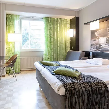 Scandic Haemeenpuisto 4*